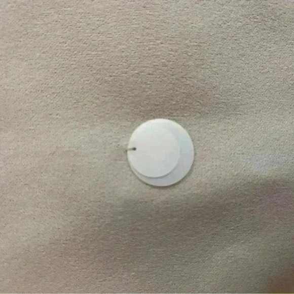 Gorgeous Anne Taylor Light Pink /Peach Top with Flat Round Beading Size Small - Picture 8 of 9